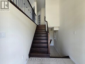 50 Farooq Blvd in Vaughan, ON - Building Photo - Building Photo