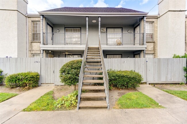 property at 6606 De Moss Dr