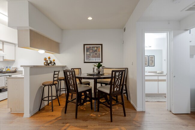 Sunrise Bluffs in Austin, TX - Building Photo - Interior Photo