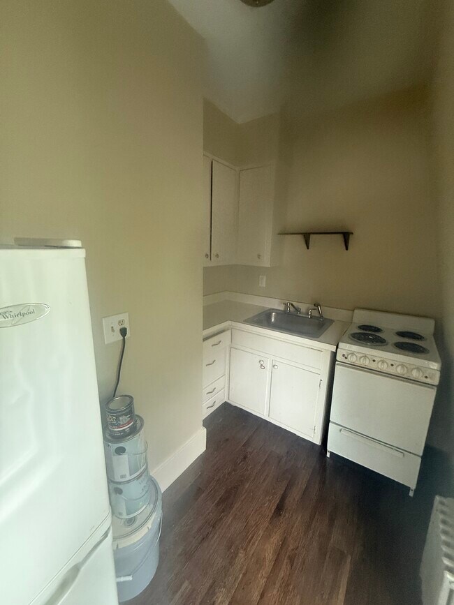 12 Pleasant St, Unit 9 in Ayer, MA - Building Photo - Building Photo