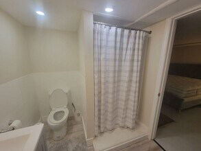 46 Gilbert St in Fairhaven, MA - Building Photo - Building Photo