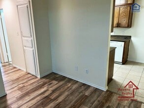 2111 NW Lindy Ave in Lawton, OK - Building Photo - Building Photo