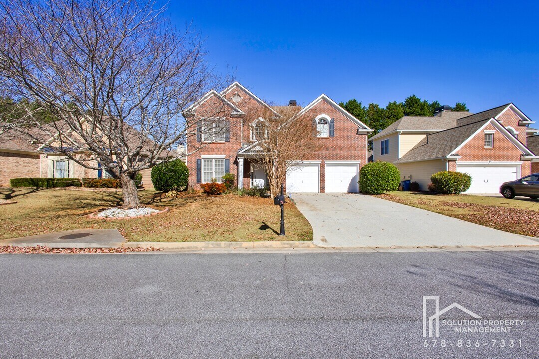 1952 Barrett Knoll Ct NW in Kennesaw, GA - Building Photo