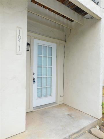 1911 Kingswood Ct in Denton, TX - Building Photo - Building Photo