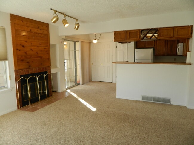 6036 Gunbarrel Ave, Unit E in Boulder, CO - Building Photo - Building Photo