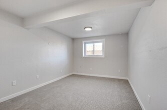 7464 E Long Ave in Centennial, CO - Building Photo - Building Photo