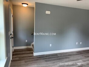 17 Twin Oak Dr in Glenburn, ME - Building Photo - Building Photo