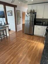 10 Hillside Rd in Danbury, CT - Building Photo - Building Photo