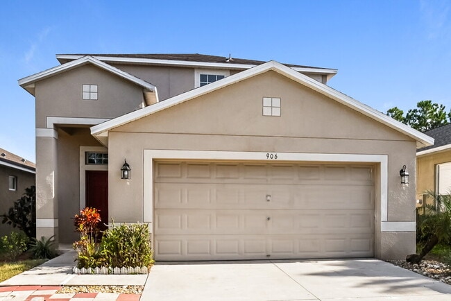 property at 906 Windton Oak Dr