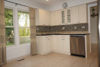 773 Cardinal Ln in Elk Grove Village, IL - Building Photo - Building Photo
