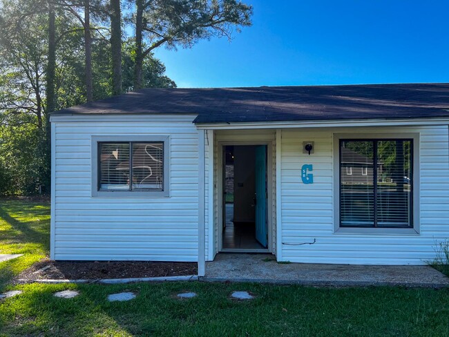 property at 5 University Pl