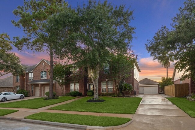 3214 Trotwood Ln