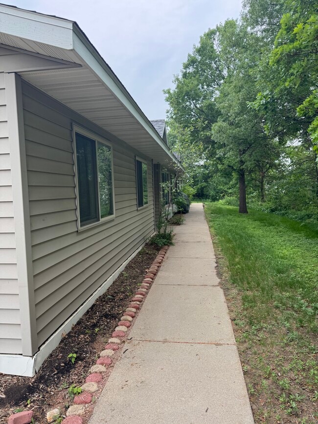 7948 Greenwood Rd in Baxter, MN - Building Photo - Building Photo