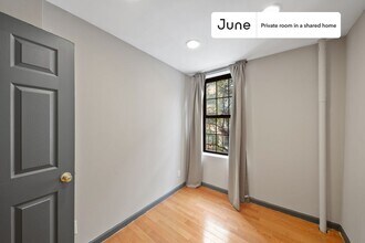 Room in Shared 3 bed/1 bath home in New York, NY - Building Photo - Building Photo