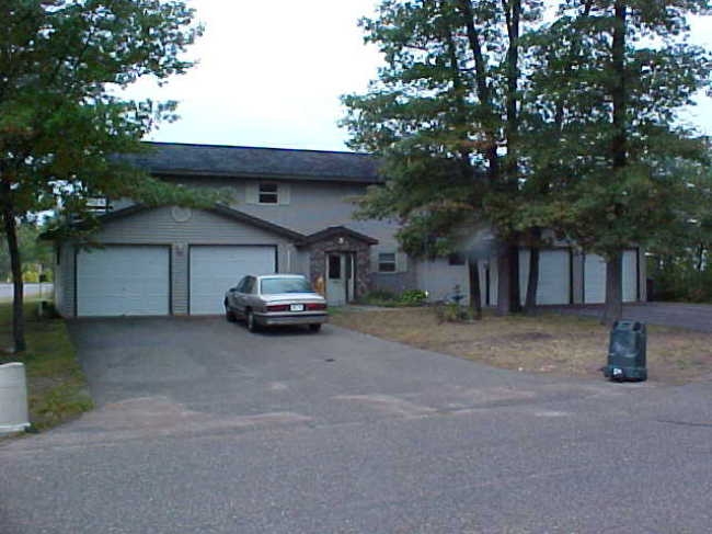 1161 Dodds Dr in Plover, WI - Building Photo