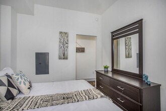 6734 Main St in Houston, TX - Building Photo - Building Photo