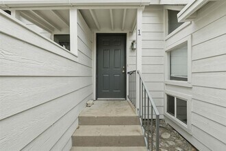 2711 St Edwards Cir in Austin, TX - Building Photo - Building Photo