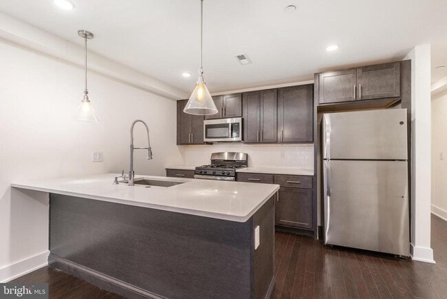 2610 Braddock St in Philadelphia, PA - Building Photo - Building Photo