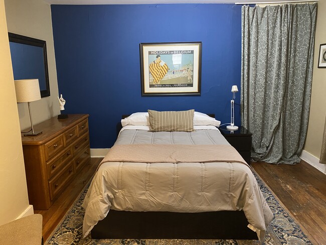 property at 10 E Church St