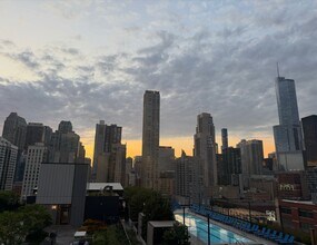 600 N Wells St, Unit 1212 in Chicago, IL - Building Photo - Building Photo