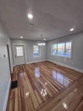 8 Maxwell St in Taunton, MA - Building Photo - Building Photo