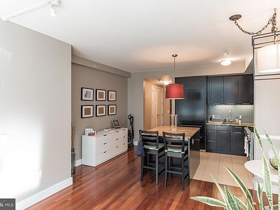 1414 S Penn Square, Unit 44 in Philadelphia, PA - Foto de edificio - Building Photo