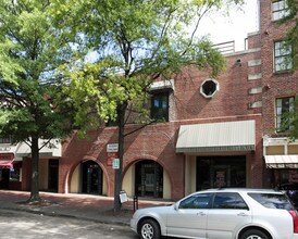 Oxford Place in Portsmouth, VA - Building Photo - Building Photo