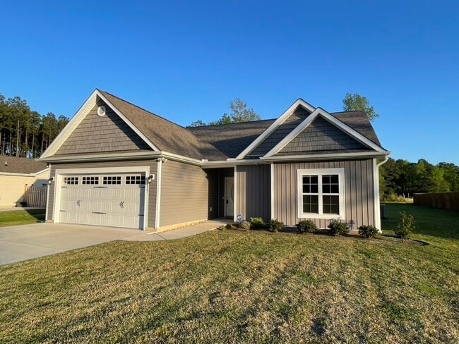 227 Clay Hill Rd in Sneads Ferry, NC - Building Photo - Building Photo