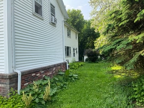 1555 Whitney Road East in Fairport, NY - Building Photo - Building Photo