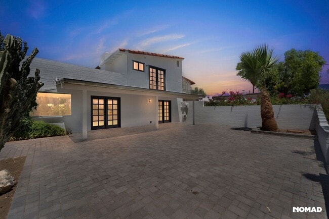 property at 2923 S Country Club Way