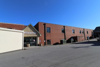 Jefferson Station Condominium in West Jefferson, NC - Building Photo - Building Photo