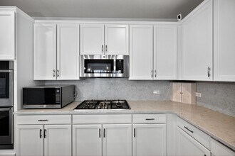 288 S Robertsdale St in Aurora, CO - Building Photo - Building Photo