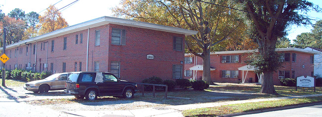 Sunnyside Apartments in Norfolk, VA - Building Photo - Building Photo