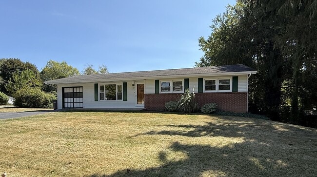 225 Bottorf Dr in State College, PA - Building Photo - Building Photo