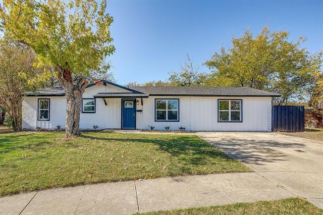 property at 521 Mesquite Ave N