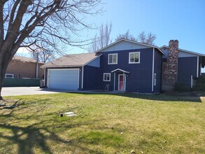 1872 Alder Ave in Richland, WA - Building Photo - Building Photo
