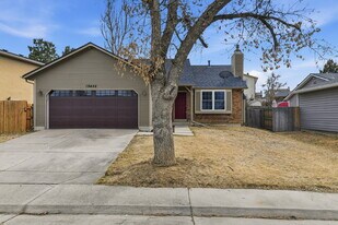 19452 E Princeton Pl in Aurora, CO - Building Photo