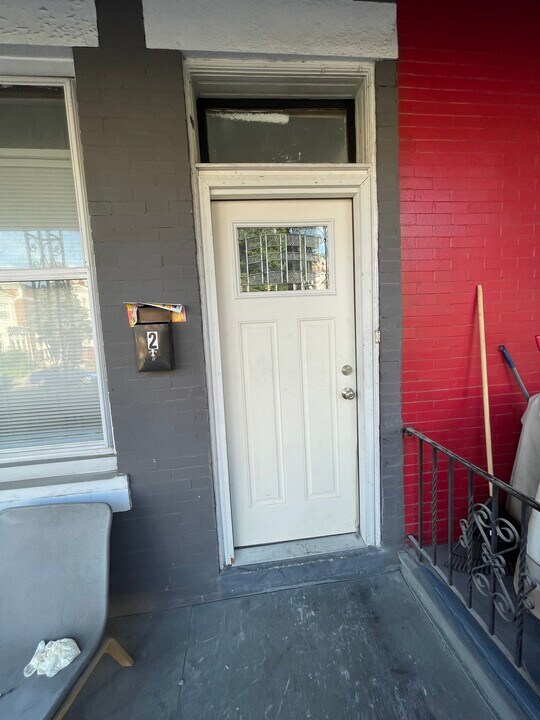 1318 N 57th Street, Unit 2 in Philadelphia, PA - Foto de edificio