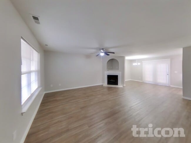 3711 Rocky Brook Ct in Charlotte, NC - Building Photo - Building Photo