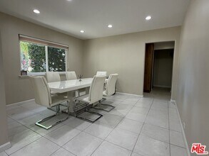 10609 Reseda Blvd in Los Angeles, CA - Building Photo - Building Photo