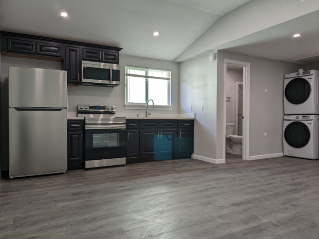 34320 Chester Ct in Fremont, CA - Building Photo - Building Photo