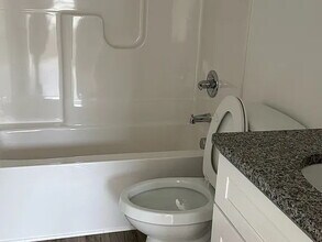 705 W Parker Rd in Greenville, SC - Building Photo - Building Photo