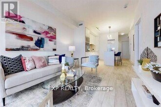 576 Front St W in Toronto, ON - Building Photo - Building Photo