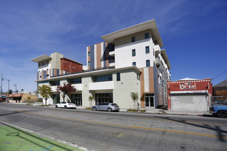 Cielito Lindo in Los Angeles, CA - Building Photo - Building Photo