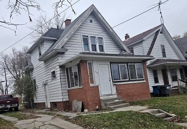 1449 Walbridge Ave in Toledo, OH - Building Photo - Building Photo