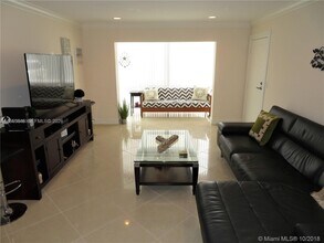 6471 Bay Club Dr in Fort Lauderdale, FL - Foto de edificio - Building Photo