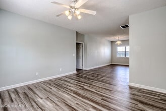 5 E Greensboro St in Wrightsville Beach, NC - Building Photo - Building Photo