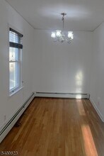 10 Roosevelt Ave in Cranford, NJ - Building Photo - Building Photo