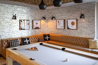 Hoover + Greene in Ann Arbor, MI - Foto de edificio - Interior Photo