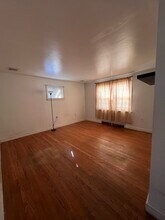 72 Carlton St in Edison, NJ - Building Photo - Building Photo